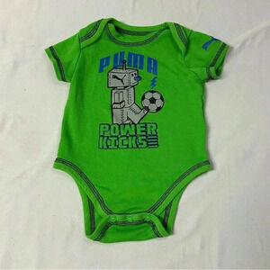Puma - LIKE NEW - short sleeve one piece bodysuit/onesie top/shirt. Size 3-6 mo